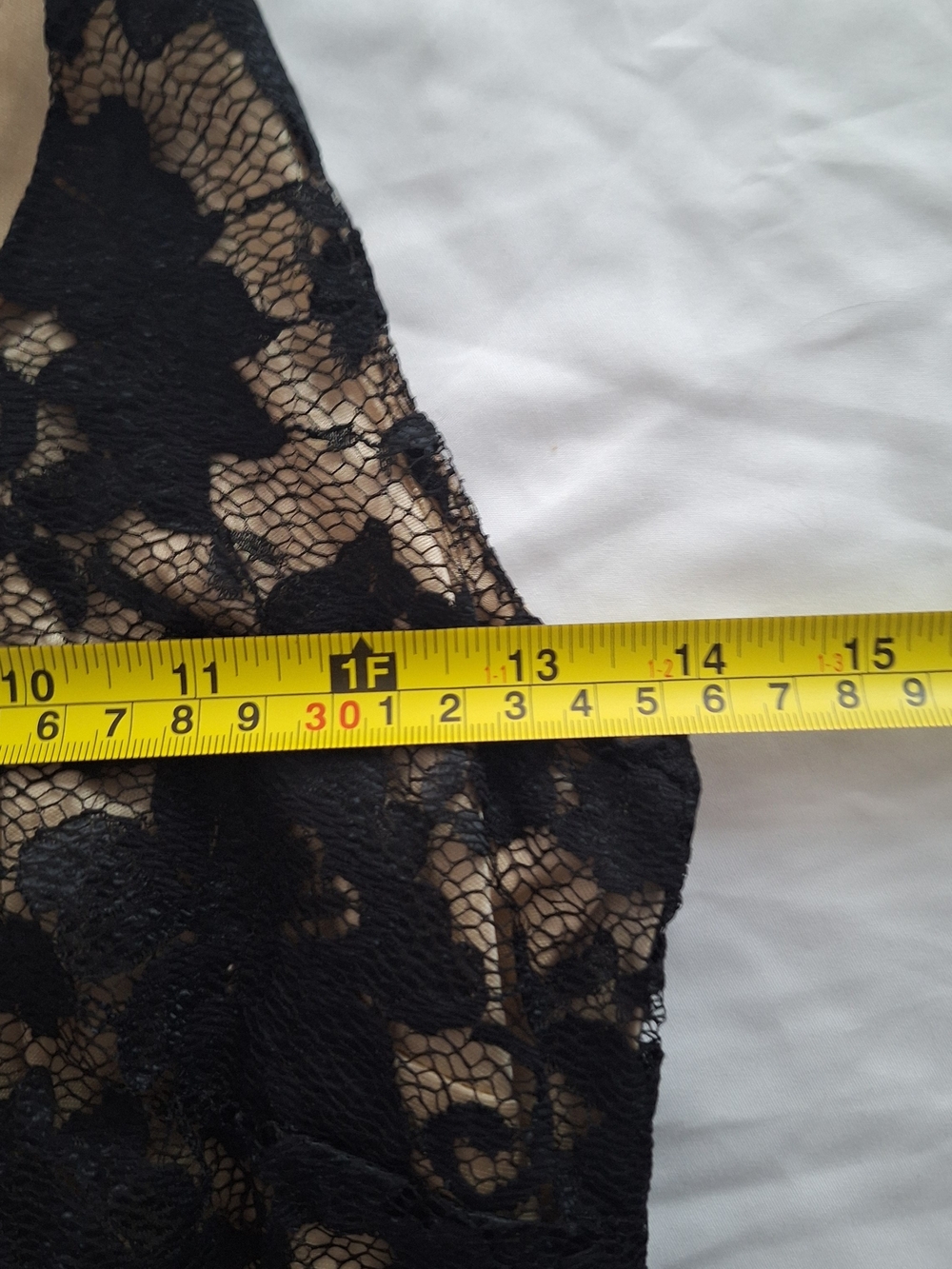 Cinema Etoile Vintage Black Lace Dual Layer Tan With Side Zipper Tank Top Size 6 - Picture 6 of 7